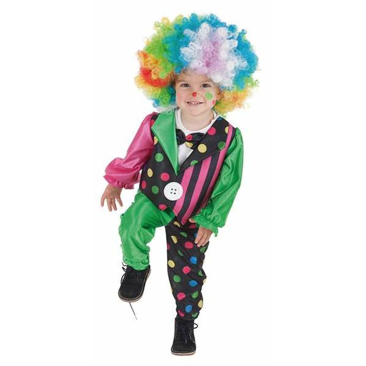 En glad bebis iförd en färgglad clownmaskeraddräkt med en stor regnbågsparyk.