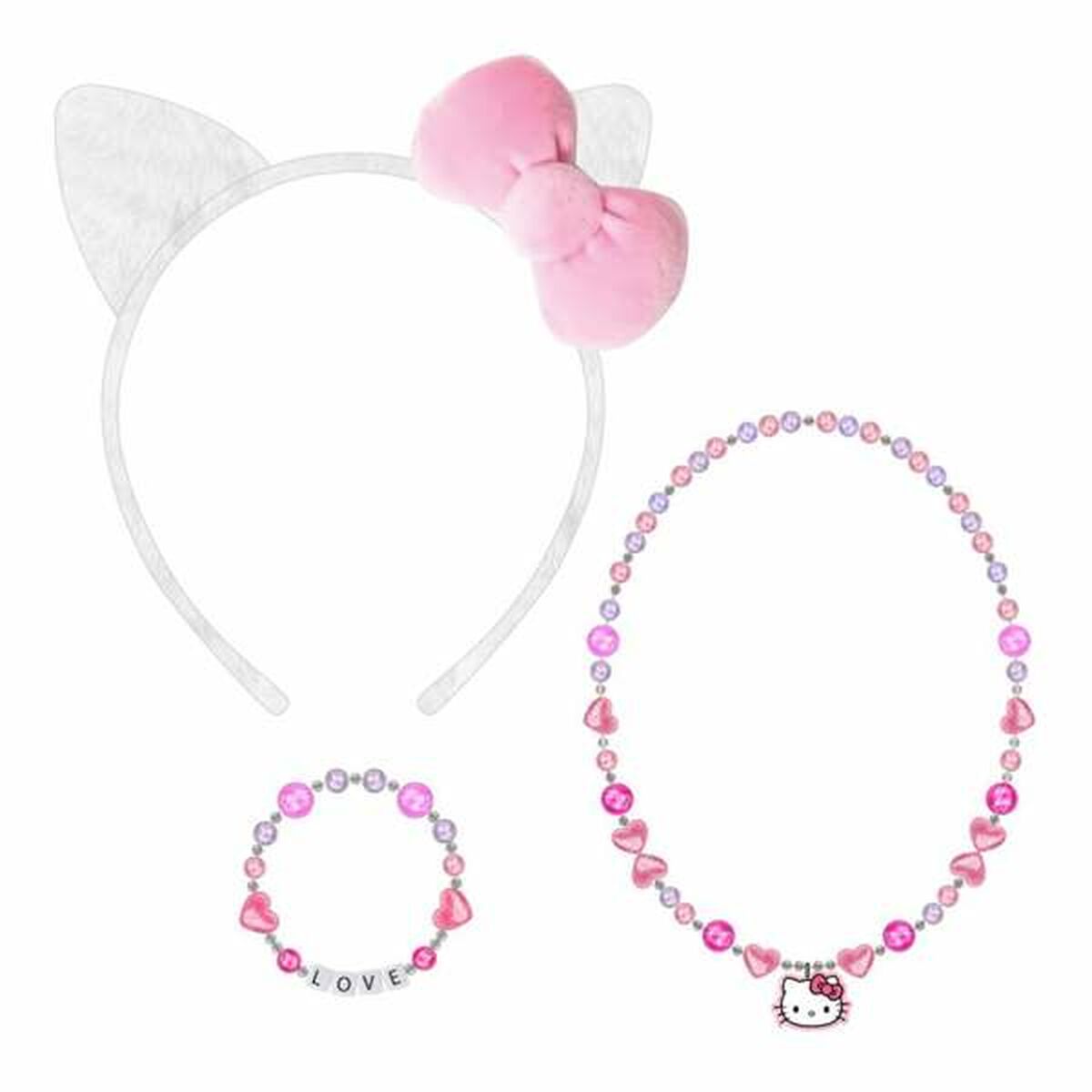 Ett set med tre rosa och vita accessoarer: ett diadem med kattöron och en rosa rosett, ett pärlhalsband med ett Hello Kitty-hänge och ett pärlarmband som stavar 'LOVE'.