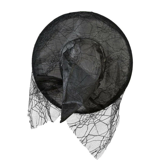En svart häxhatt med en spindelnät-slöja, visad ovanifrån.