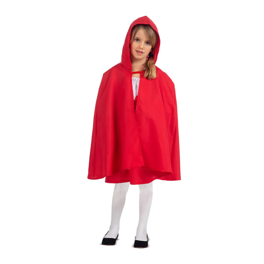 Flicka i Rödluvan-maskeraddräkt med stängd röd mantel och vit klänning.