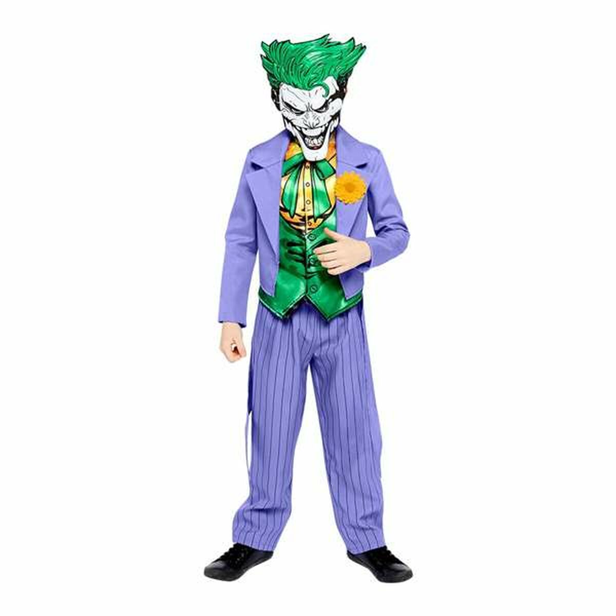 Ett barn iklädd en purpurfärgad, randig Joker-maskeraddräkt med grön väst och en mask med grönt hår och ett brett, elakt leende.