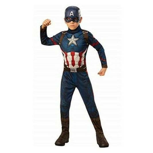 Ett barn poserar i en Captain America maskeraddräkt i blått, rött och silver, komplett med en mask som har ett 'A' på pannan.