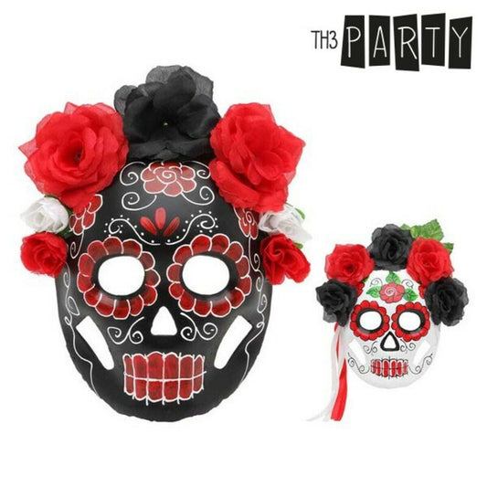Två färgglada Halloweenmasker i stil med en sockerhjärna (Día de Muertos), en stor svart och en mindre vit, båda dekorerade med röda och svarta tygblommor.