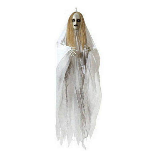 En hängande, livsfarligt skrämmande halloween-dekoration föreställande ett spöke med vitt svepande tyg, blekt ansikte och långt ljust hår.