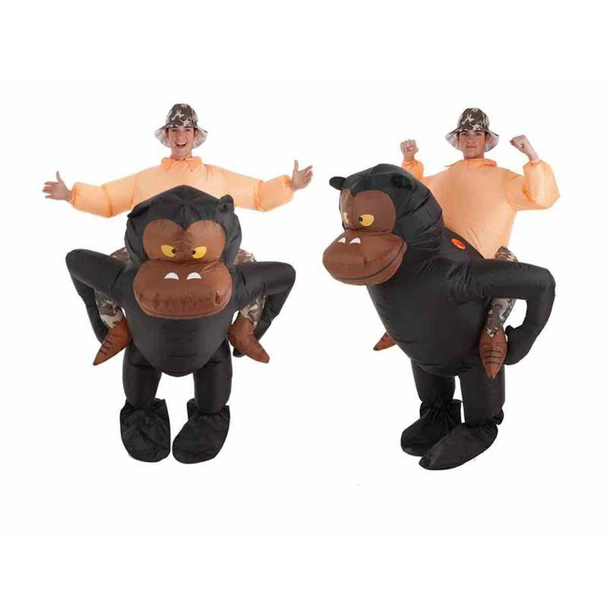 Två vuxna män bär uppblåsbara maskeraddräkter där det ser ut som att de rider på ryggen på en stor, svart gorilla.