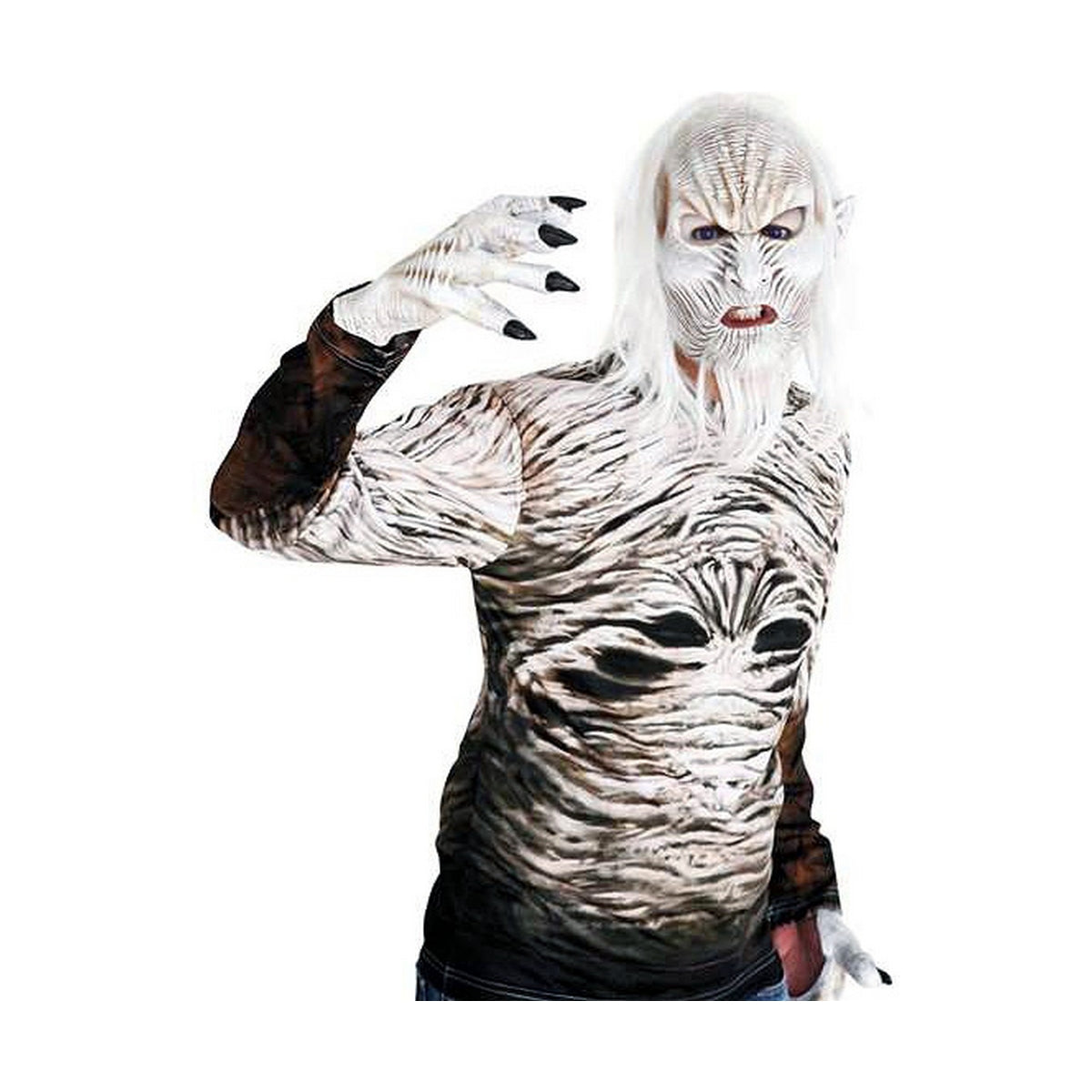 En person som bär en vit, skräckinjagande White Walker-mask med långt vitt hår och en matchande vit och brunmelerad långärmad tröja med klor på händerna.