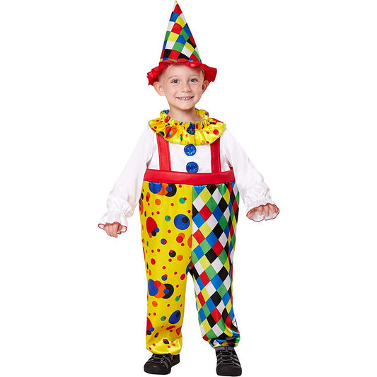Ett litet barn som ler stort i en färgglad clowndräkt med gul, prickig byxa och rutig del, komplett med stor röd krage och en randig tofs-hatt.