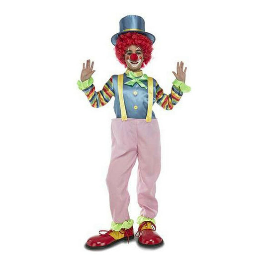 Ett barn klätt i en färggrann clowndräkt med hatt, röd peruk och smink.