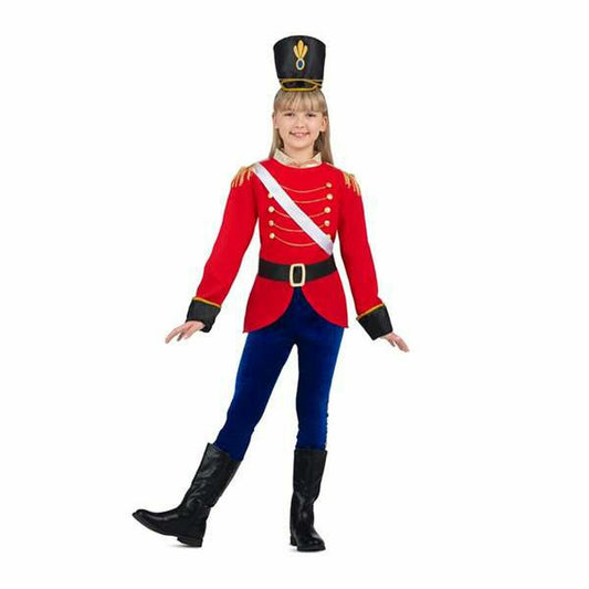 Ett glatt barn i en komplett maskeraddräkt som ledande soldat, bestående av röd jacka, blåa tights, svart hatt och bälte.