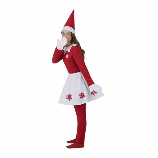 En kvinna i en vuxen maskeraddräkt som en scout-älva, klädd i röd tröja, vit kjol med röda snöflingor och en spetsig röd luva.