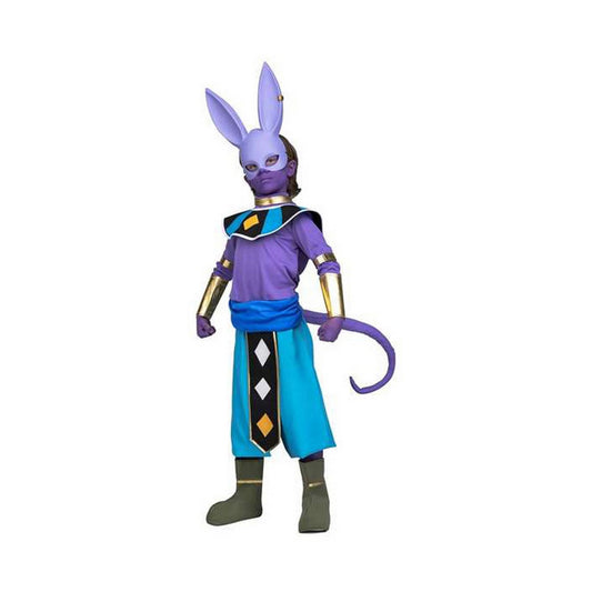 Barn i en komplett maskeraddräkt föreställande karaktären Beerus, med lila och blåa kläder, en mask med långa lila öron och en svans.
