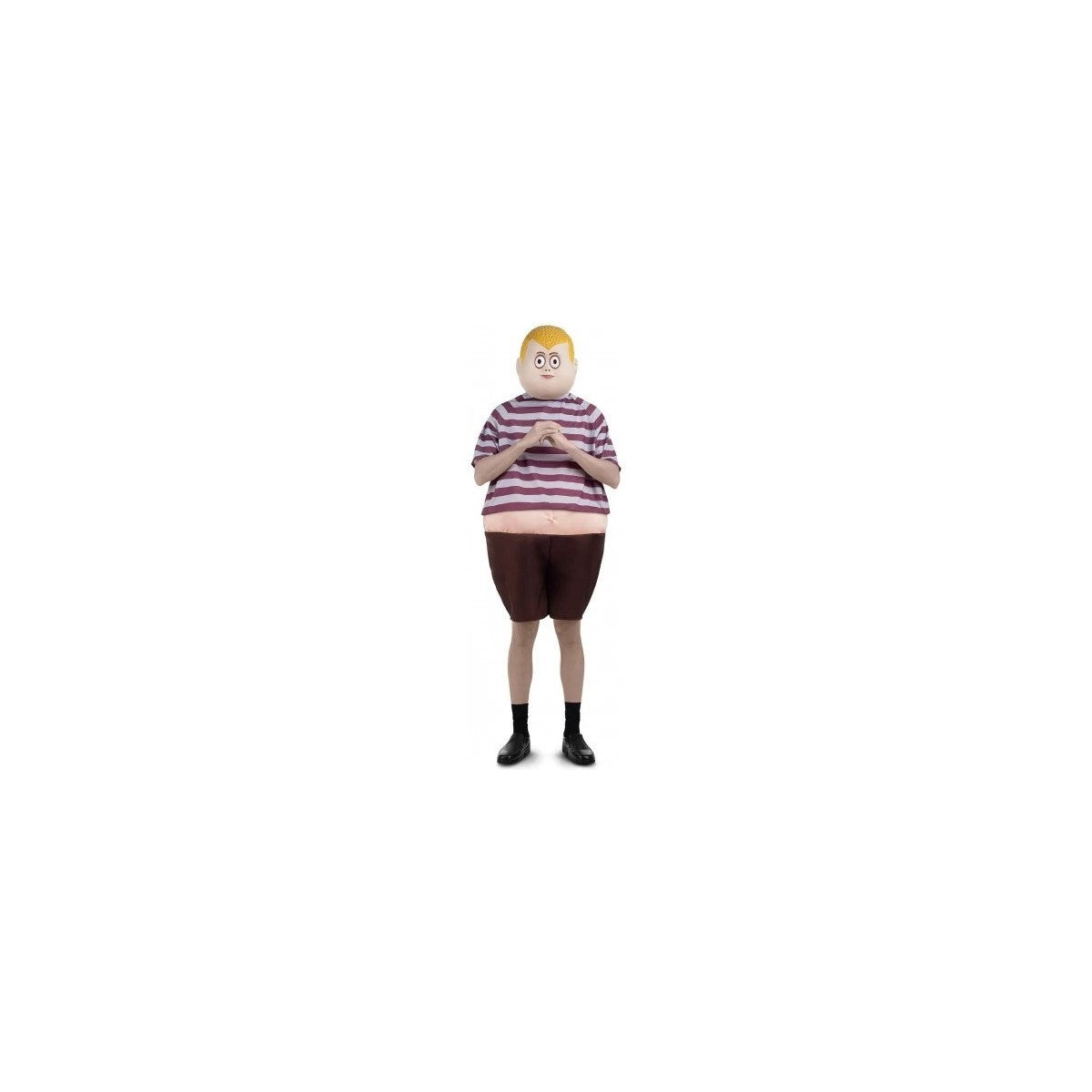 En vuxen person bär en Pugsley Addams maskeraddräkt med ett randigt lila/vitt överkroppsparti som ger illusionen av en stor mage, bruna shorts och ett gult, runt huvudstycke med stora ögon.
