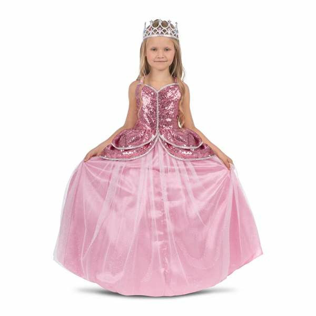 Ett glatt litet barn i en stor, rosa prinsessklänning täckt av paljetter på överdelen och ett silverfärgat diadem på huvudet.