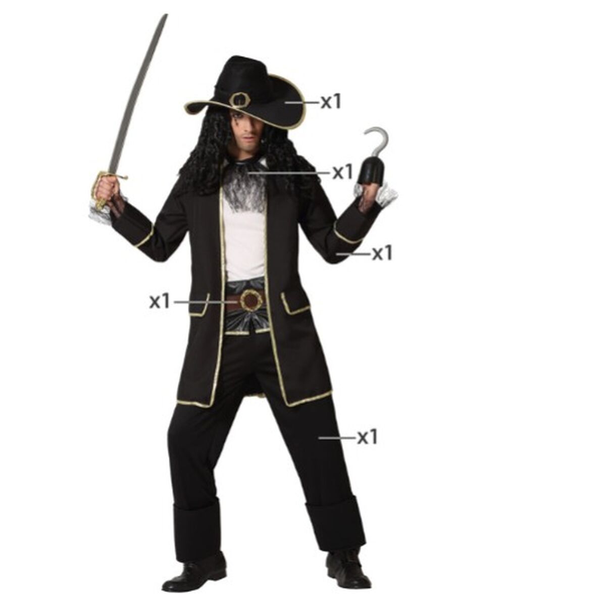 En vuxen man klädd i en svart piratdräkt med gulddetaljer, svart hatt, halskrås och en krok på ena handen.