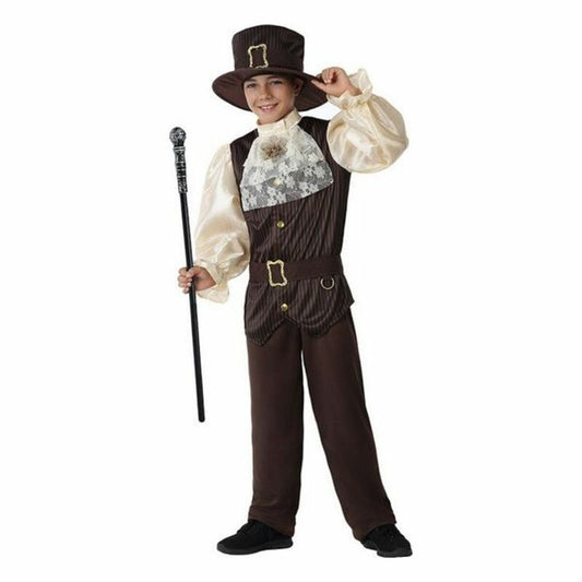 En pojke poserar i en komplett, Elegant Steampunk Uppfinnare Barndräkt, med en hög brun hatt och en käpp.