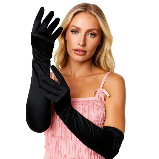 En modell bär Eleganta Svarta Operahandskar i Satin som når över armbågen tillsammans med en rosa klänning.