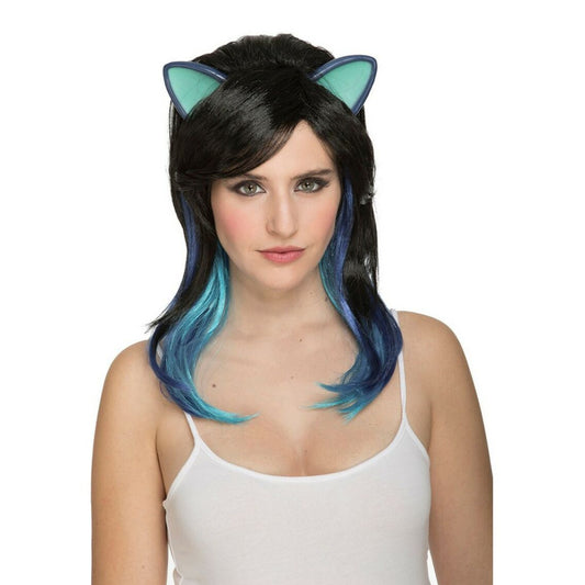 Kvinna med lång, svart peruk med blå och turkosa slingor och matchande blå kattöron, perfekt för en kaxig eller fantasy-inspirerad look.