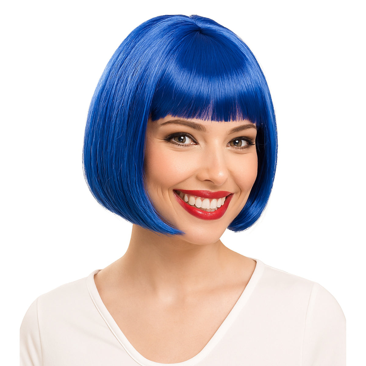 Kvinna med kort, rak och blank neonblå bobperuk med lugg, för en djärv och färgstark festlook.