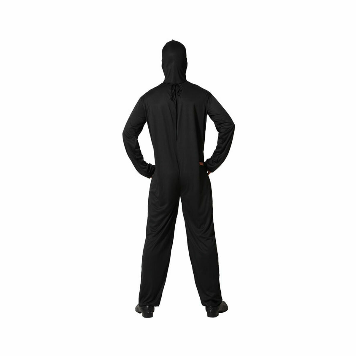 Baksidan av en helsvart jumpsuit för herr, som visar knytningen i nacken och dräktens passform.