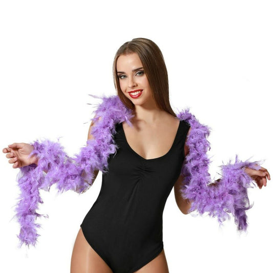 En lång, fluffig och elegant lila fjäderboa, draperad för en festlig och glamourös stil.