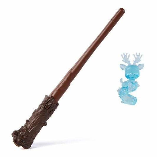 Den bruna trollstaven och den lilla, blåa Patronus-figuren bredvid varandra.