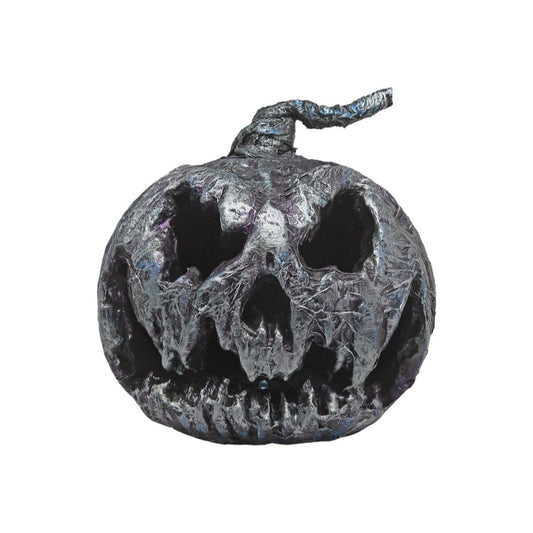 En mystisk och kuslig Jack-o'-Lantern-pumpa med en skrovlig yta som skimrar i silver och petrol.