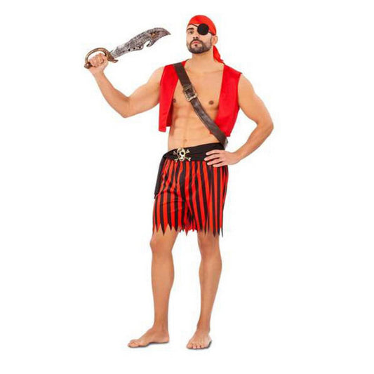 En muskulös man poserar i en sexig piratdräkt, bestående av en kort röd väst, randiga shorts och en bandana, samtidigt som han håller i en piratsabel.
