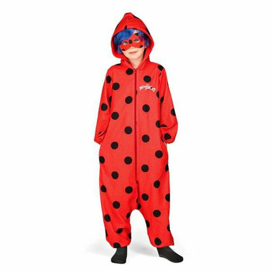 Ett barn klädd i en röd och svart prickig Ladybug-dräkt med huva och ögonmask.