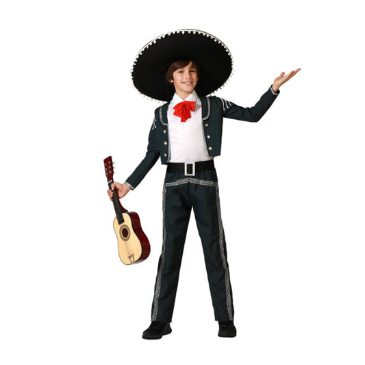 En pojke poserar i en komplett, Stilig Svart Mariachi Barndräkt och håller i en liten gitarr.