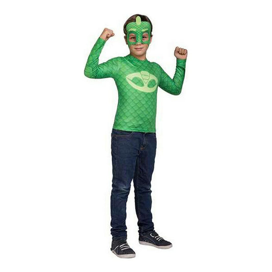 Ett barn poserar som hjälten Ödlis (Gekko) från PJ Masks, klädd i den gröna, fjällmönstrade tröjan och den ikoniska masken.